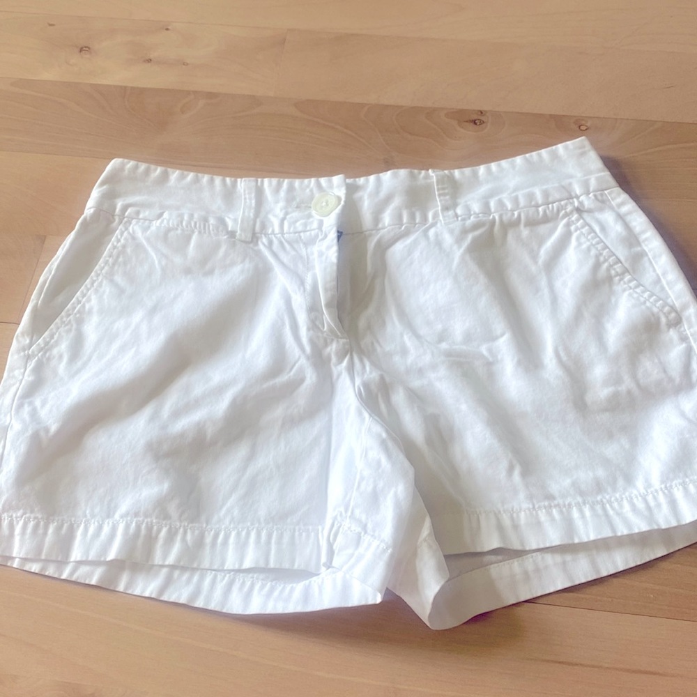 Loft size 2 chino shorts great condition
